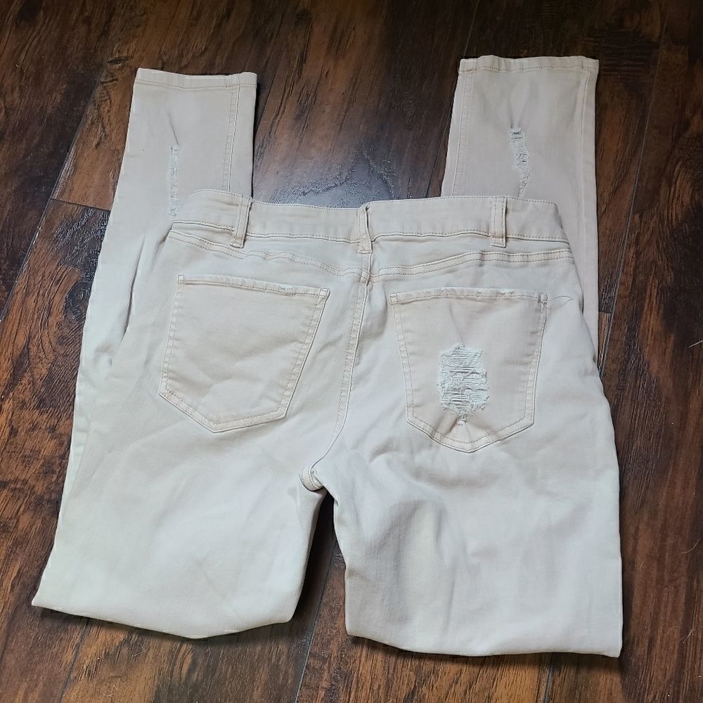 Refuge Distressed Jeans - Picture 5 of 8